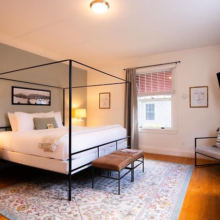 Hearthside Inn バー・ハーバー エクステリア 写真
